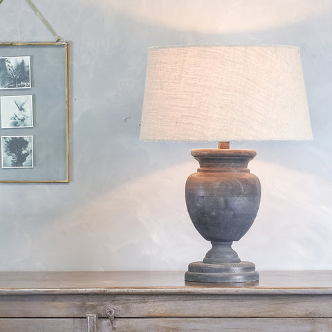 Mango wood lamp - black